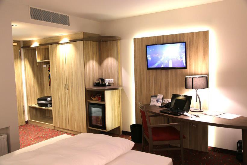 Hotel Alarun Unterschleißheim Kamer foto