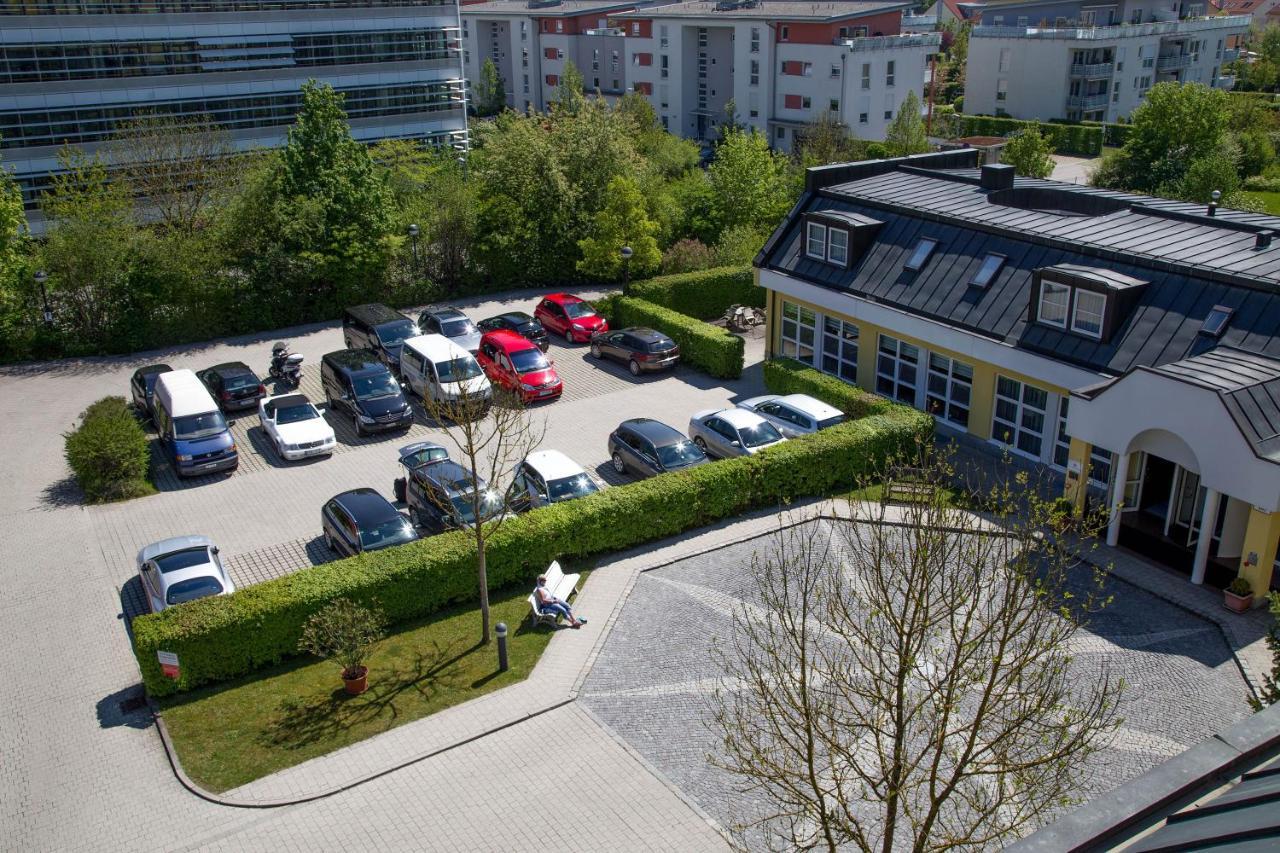 Hotel Alarun Unterschleißheim Buitenkant foto