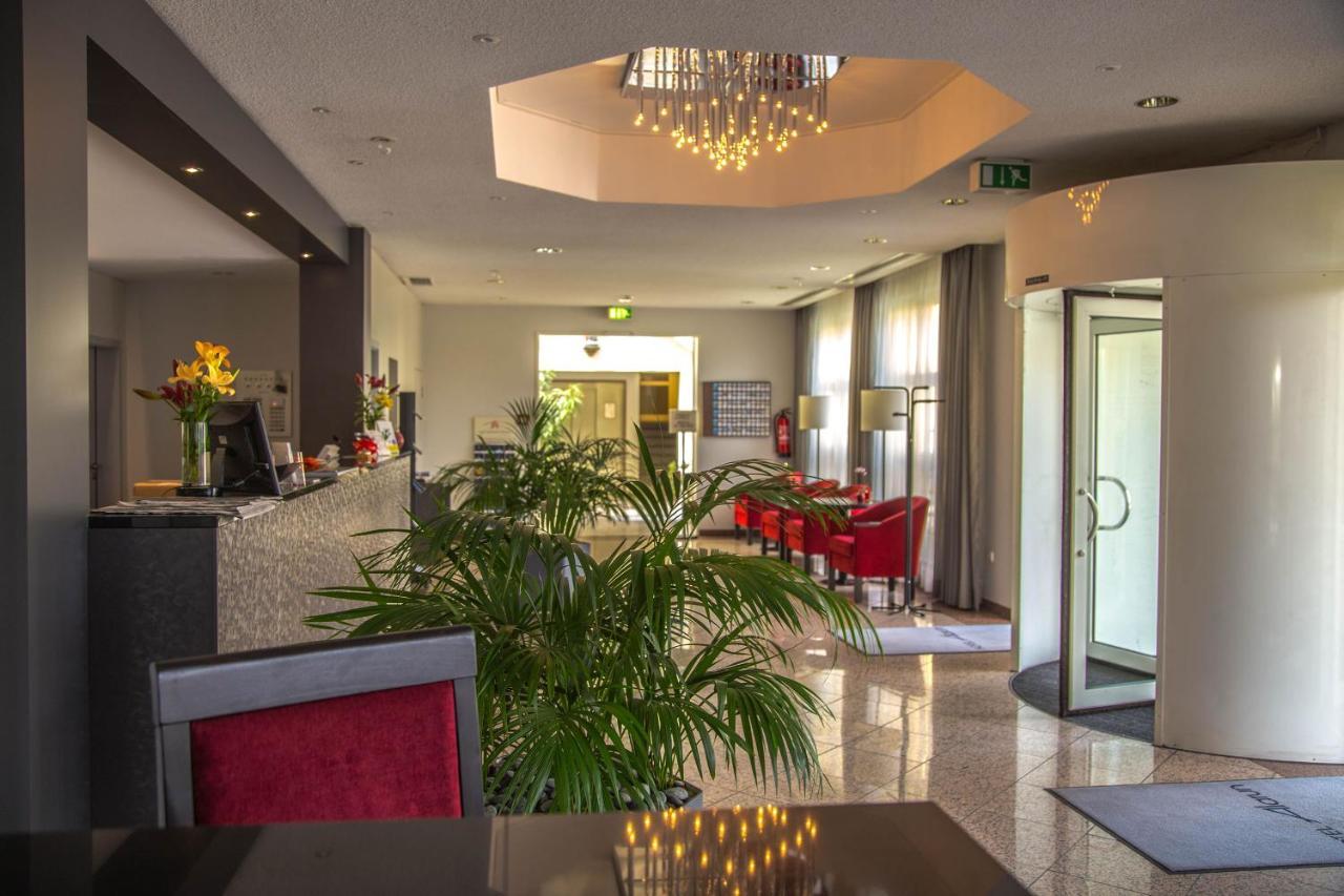 Hotel Alarun Unterschleißheim Buitenkant foto