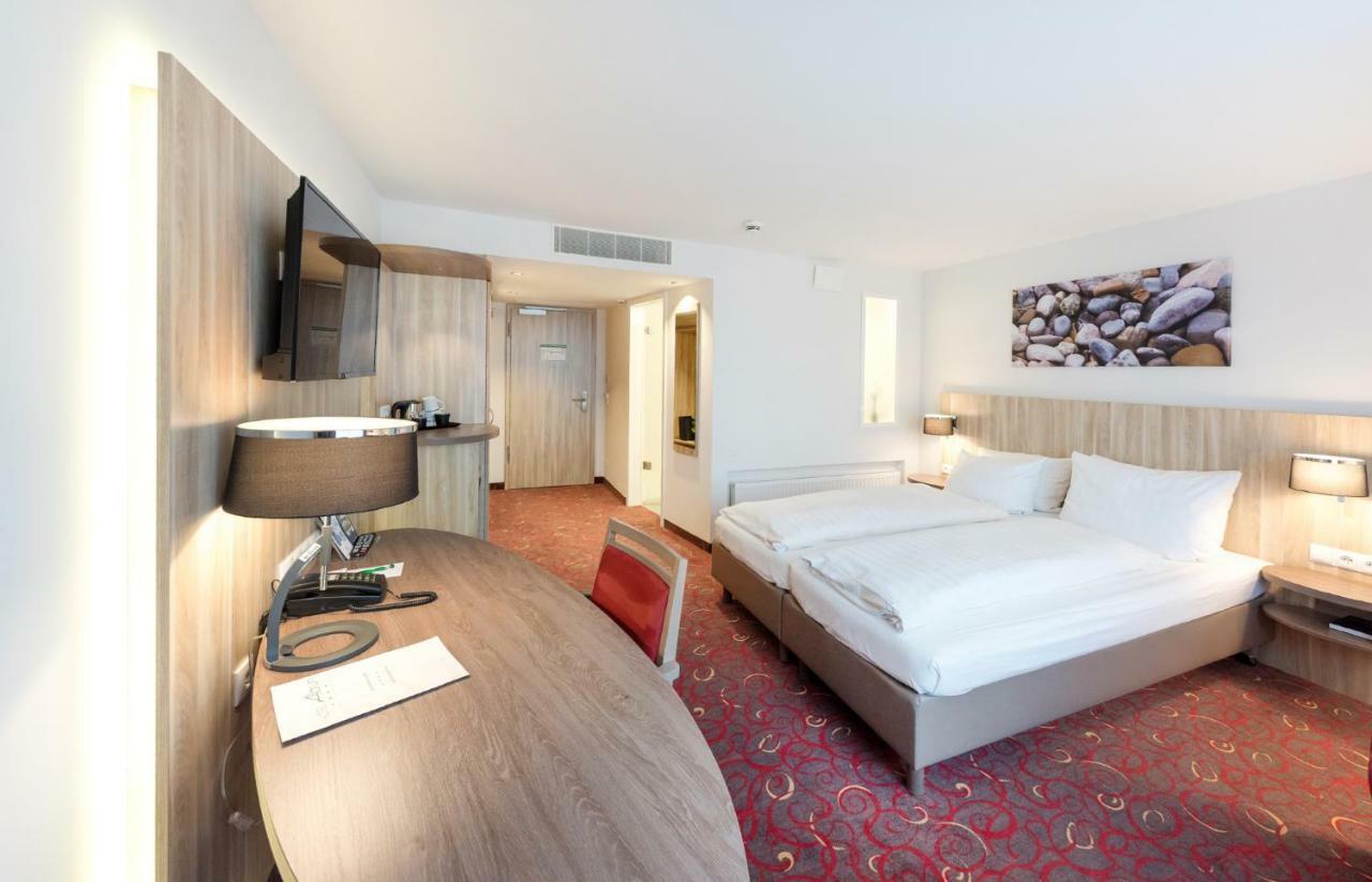 Hotel Alarun Unterschleißheim Buitenkant foto
