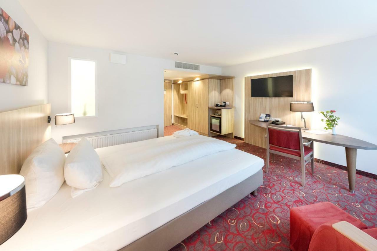 Hotel Alarun Unterschleißheim Buitenkant foto